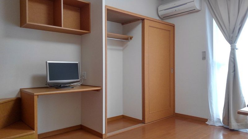 レオパレスコーポ　バードヒル 収納