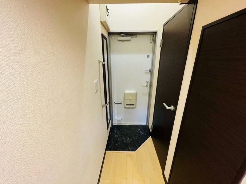 レオネクスト花 玄関