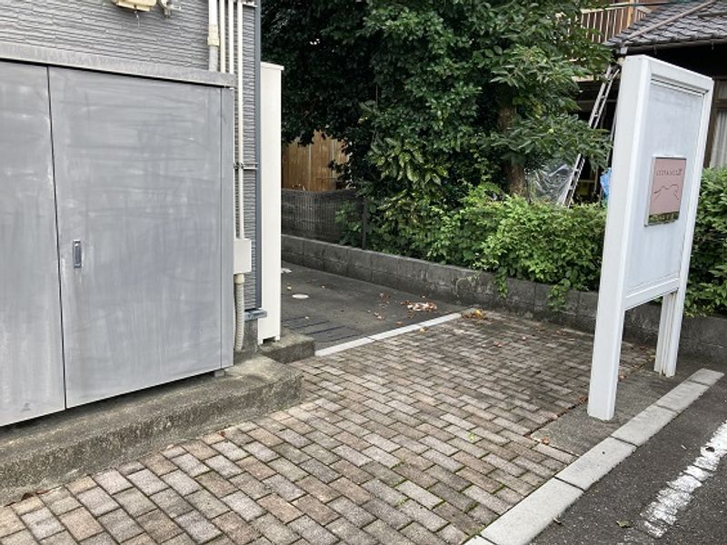 レオパレス川部 エントランス