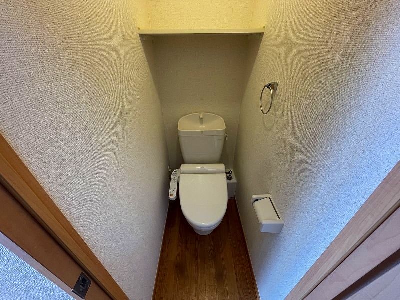 leopalace Tatsumi House Toilet