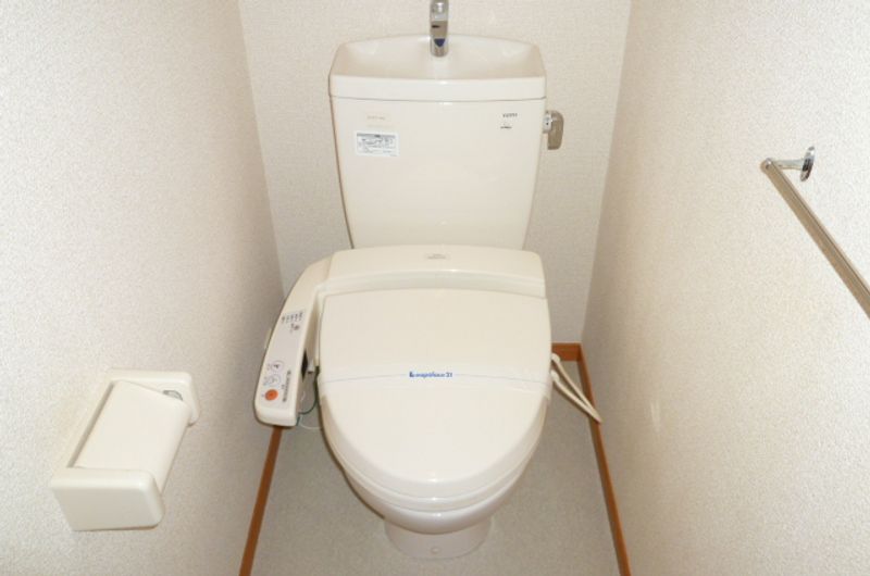 レオパレスグランドテール トイレ