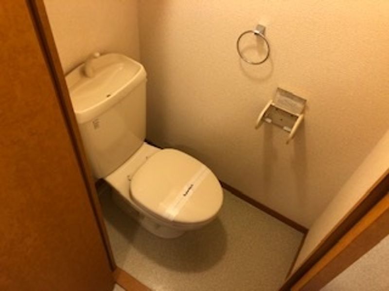 レオパレスドリームＫ　弐番館 トイレ
