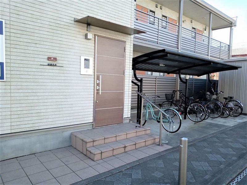ミランダほほえみ エントランス