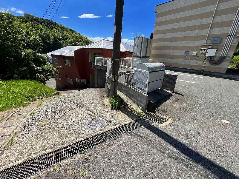 レオパレスカサブランカ石神 共用部分