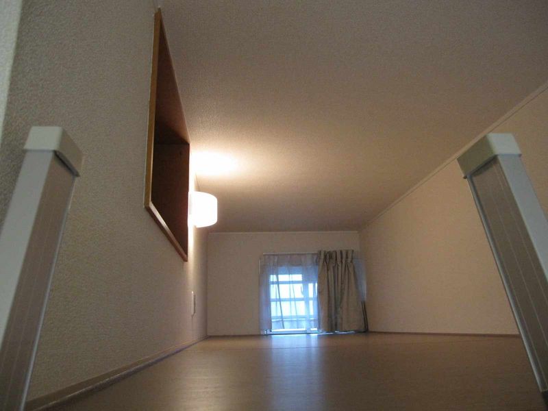 レオパレスアストラーレ茶屋町東 収納