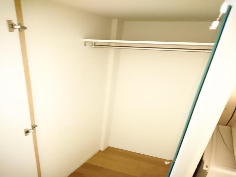 レオパレスファーレⅡ 収納