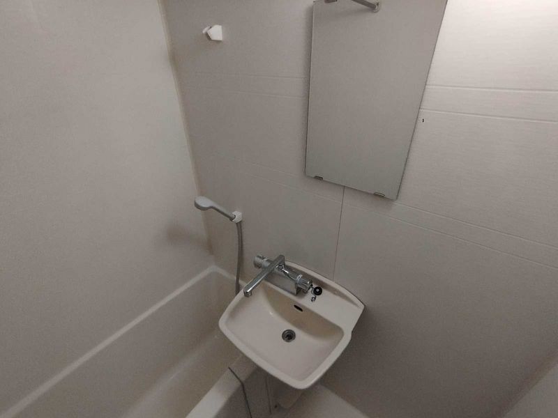 レオパレスシャルム 洗面所