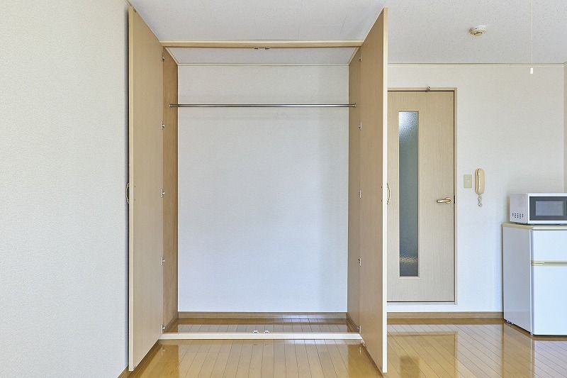 レオパレスアイルＴＳＵ 収納