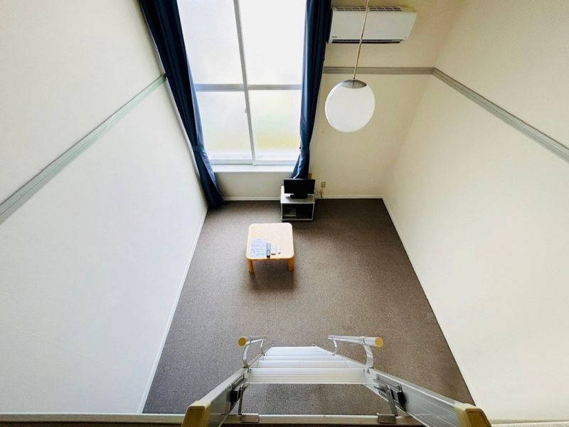 レオパレスメルシー 居間