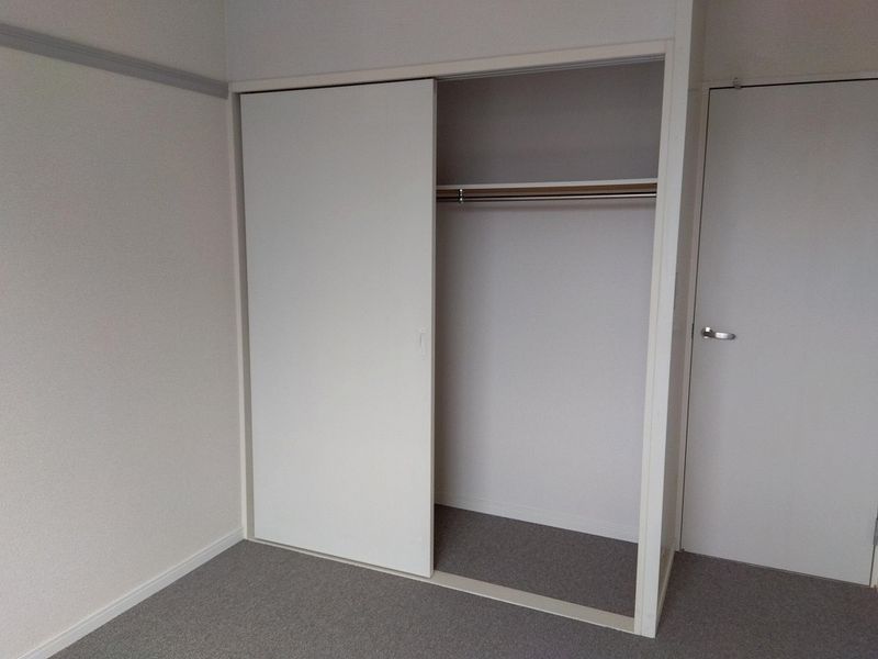 レオパレスルミエール 収納