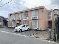 レオパレスエスポワール堀の内 駐車場