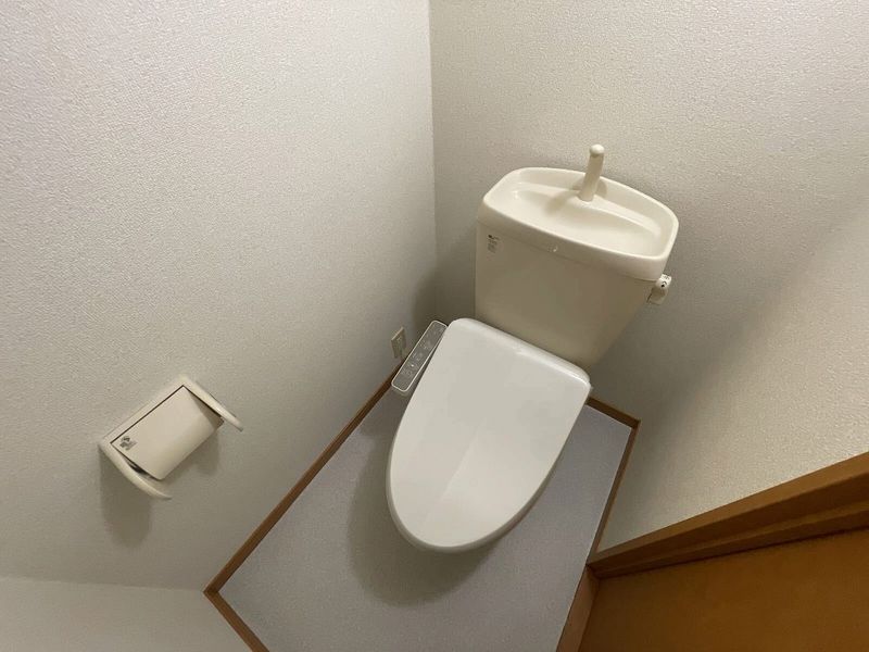 レオパレスプラテリーアⅡ トイレ