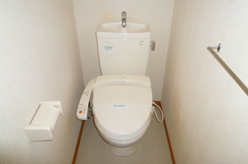 レオパレスグランドテール トイレ