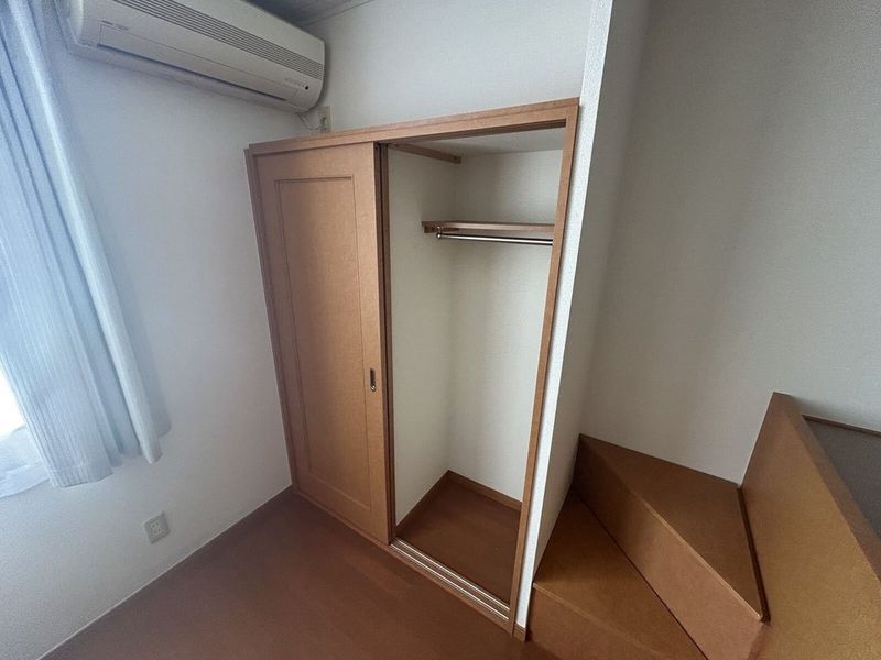 レオパレスワンズヴィレッジ大宮 収納