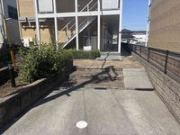 レオパレスセレッソ エントランス
