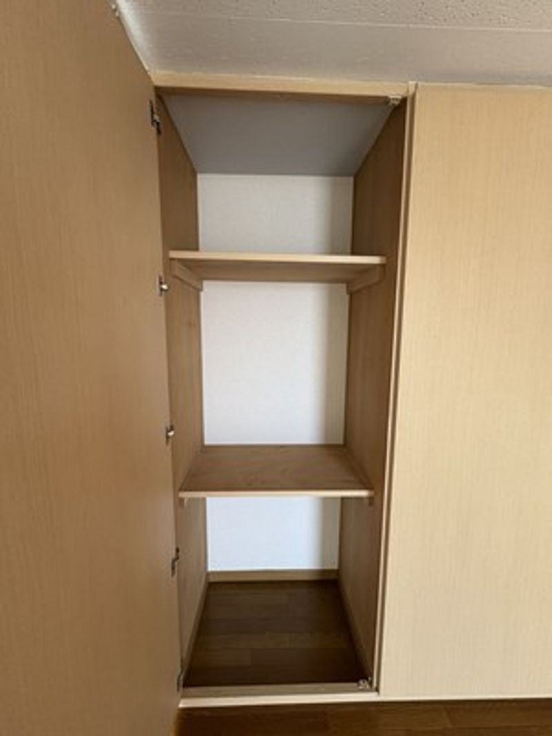 レオパレス柿ノ木 収納