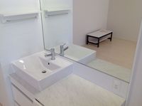 LEONEXT Florezon Chuo 세면대