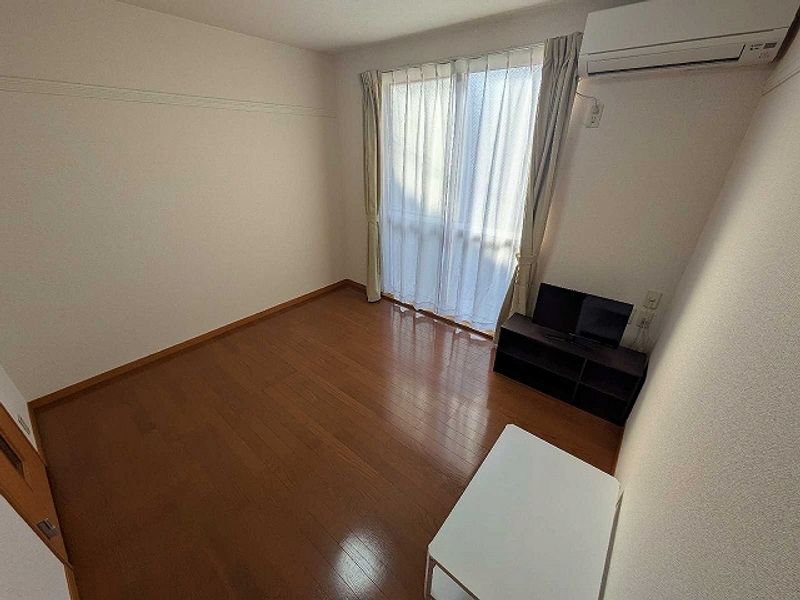 レオパレスＳＥＮＧＥＮ 居間