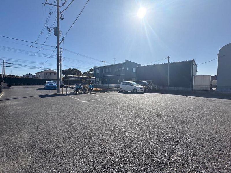 レオパレス永田 駐車場