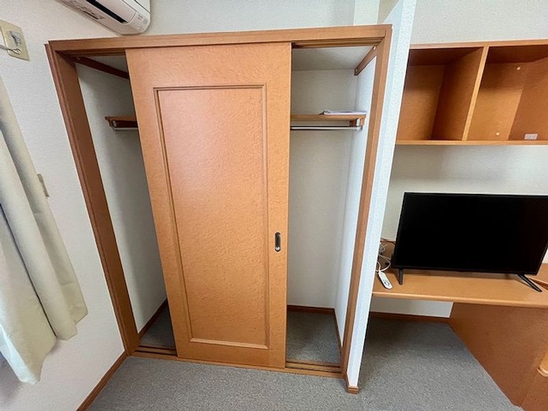 レオパレス城東 収納