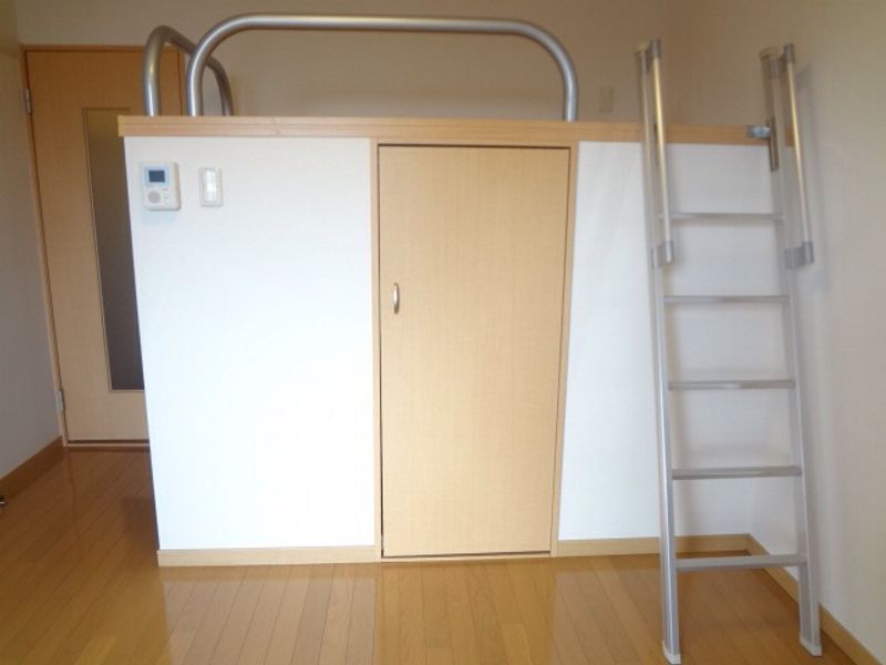 レオパレスバグース浜名湖 収納