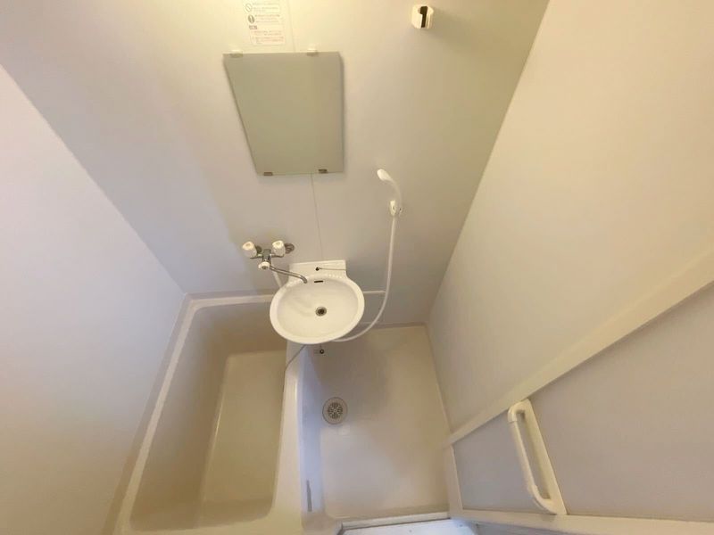 レオパレスウエストヒルズ 風呂