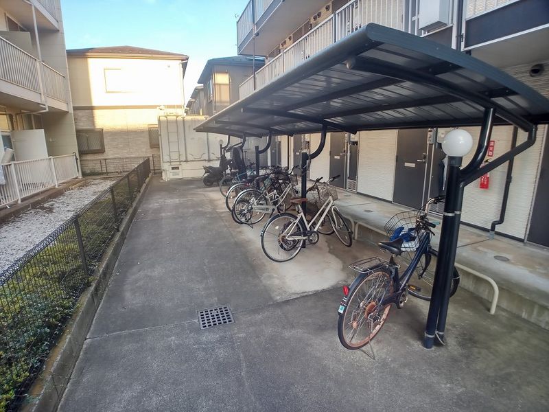 レオパレストルワジエーム 共用部分