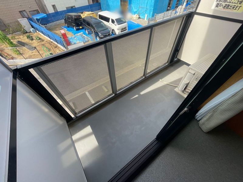 leopalace Nest Nakamozu Balcony