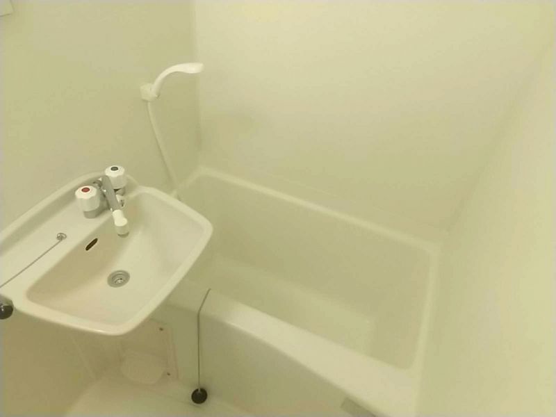 leopalace Kei Nibankan Bathroom