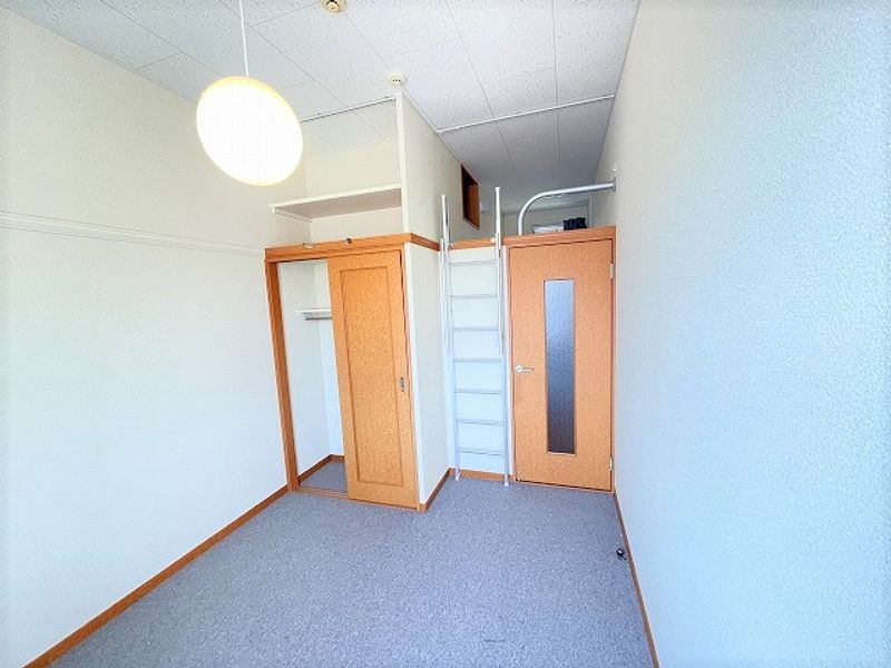 レオパレスあさひが丘 収納