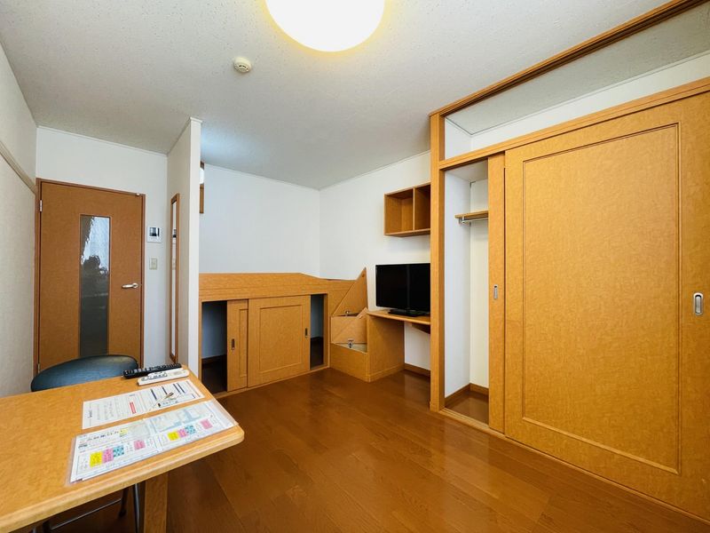 レオパレスエクシール 居間