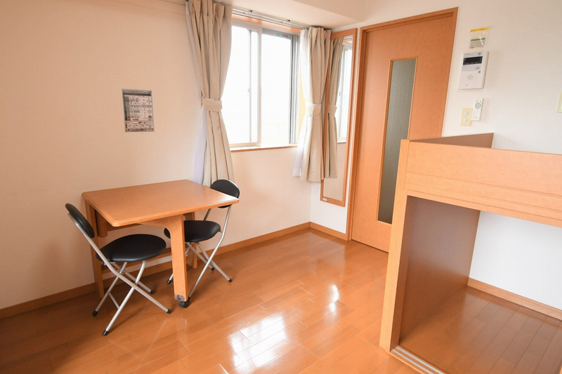 leopalace Flat Shinsakae Living room