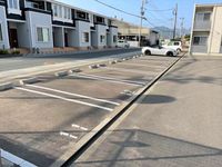 クレイノＷａｖｅＩｍｐａｃｔⅢ 駐車場