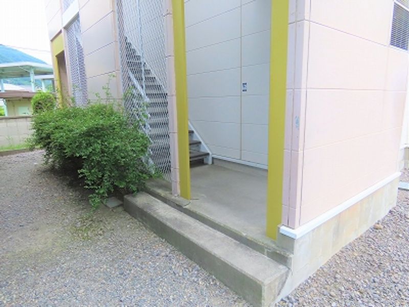 leopalace Nismo Lối vào