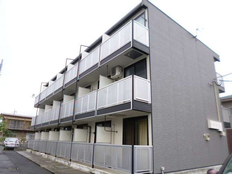 レオパレスピュール バルコニー