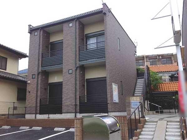 LEONEXT Grace ShiranI exterior