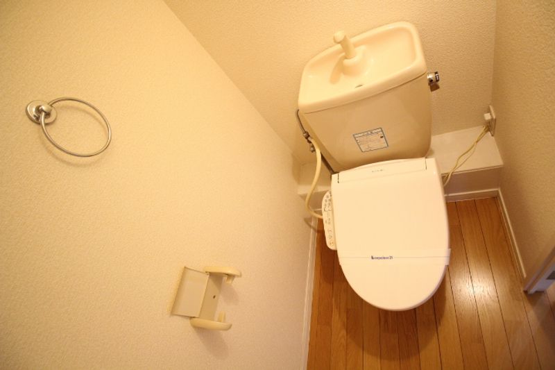 レオパレスリヴェール トイレ