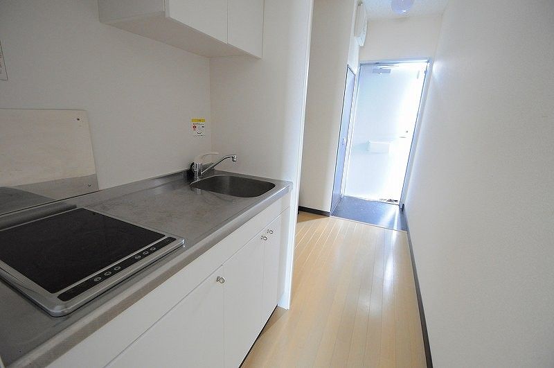 LEONEXT Takas Nibankan 주방