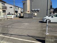 レオパレス望町 駐車場