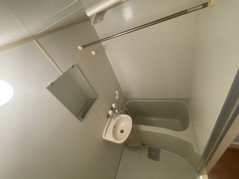 レオパレスルミエール 風呂