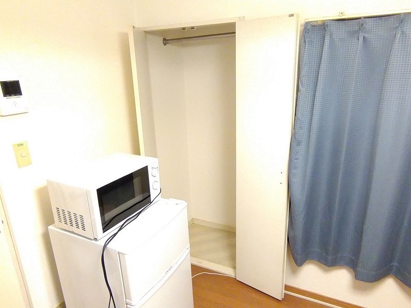 レオパレスＴＡＮＡＫＡ 収納