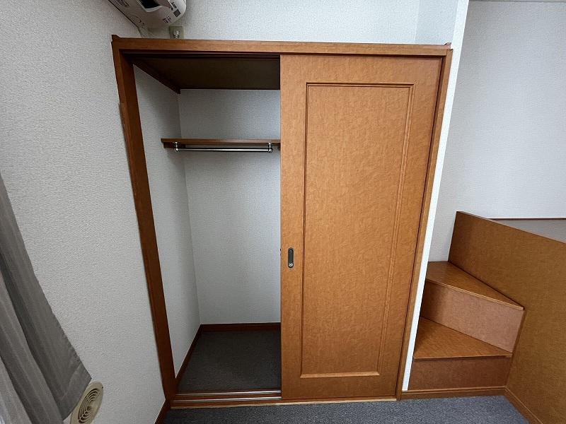 レオパレスグリーンリバー２ 収納
