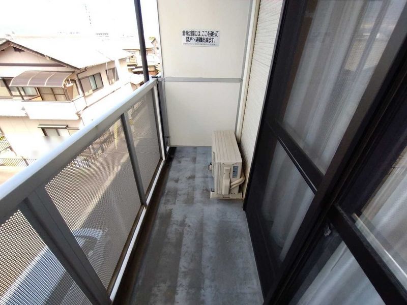 レオパレスフォンテーヌ高松 バルコニー