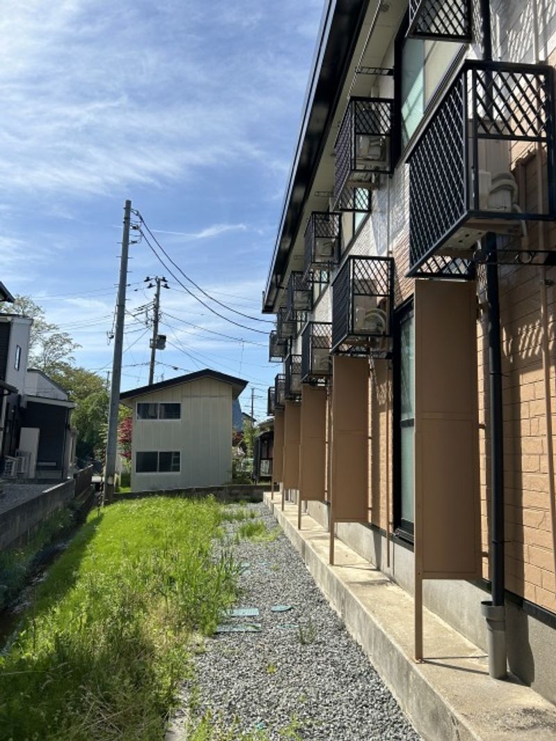 レオパレスプレミール 庭