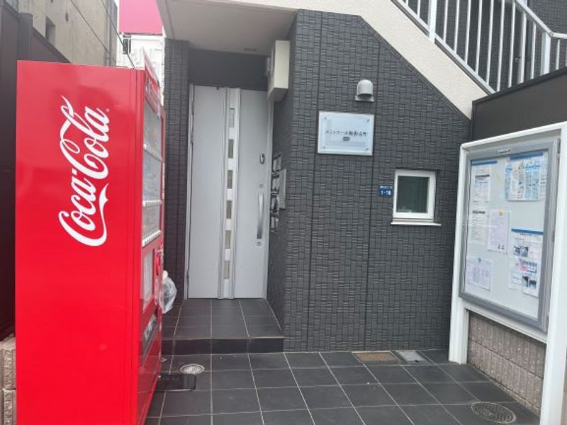 レオパレスコントワール御影石町 エントランス