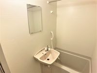 レオパレスエミールプラザ 洗面所