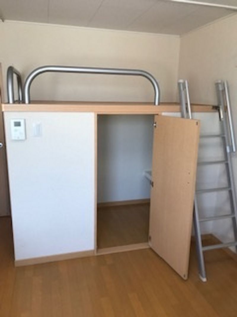 レオネクストＪ 収納