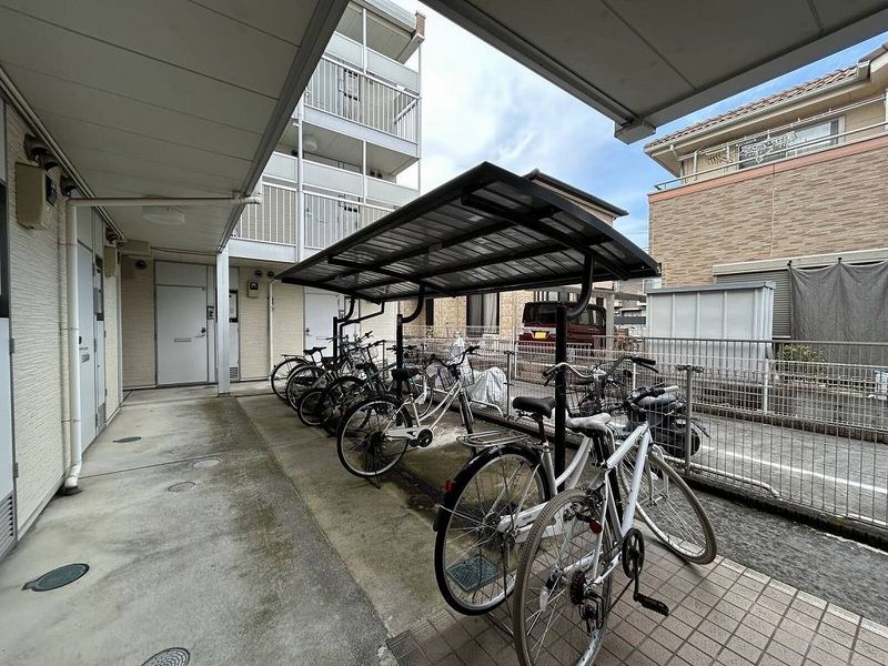 レオパレスアルテア日進 共用部分