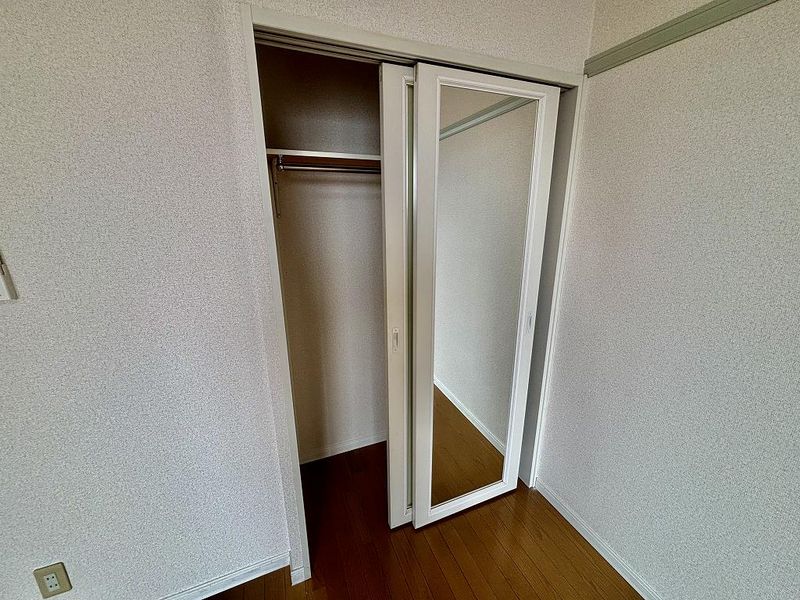 レオパレス赤砂 収納