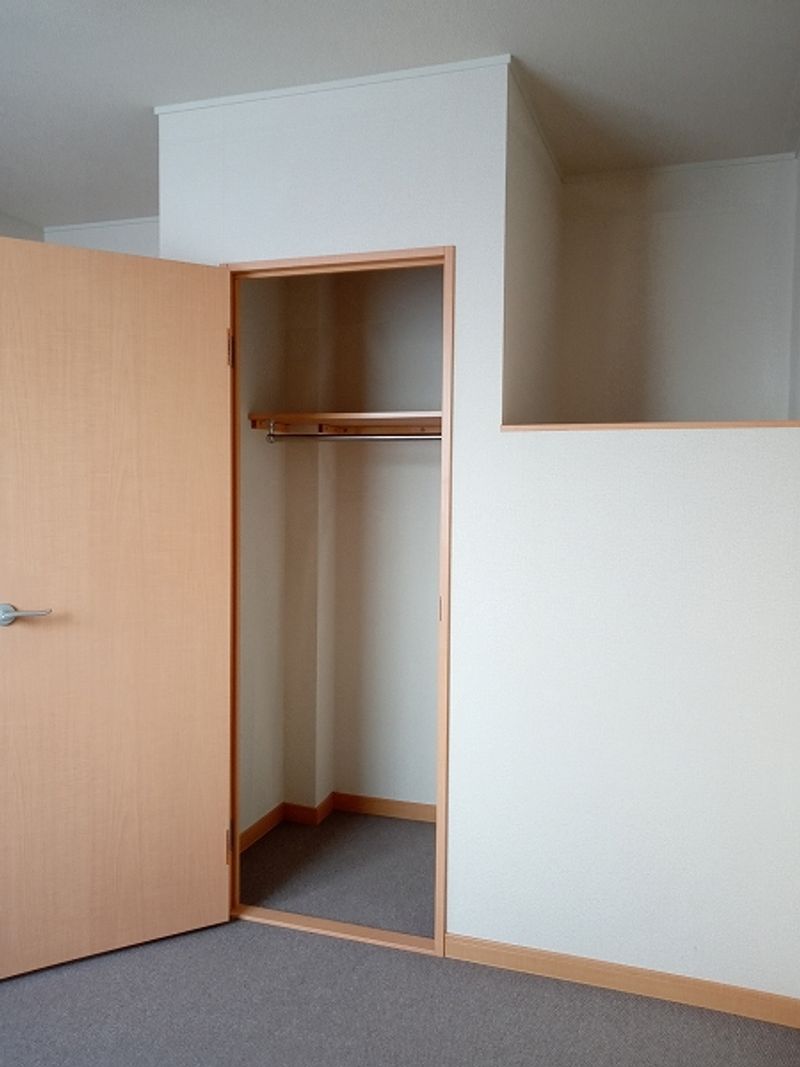 レオパレス福泊Ａ 収納